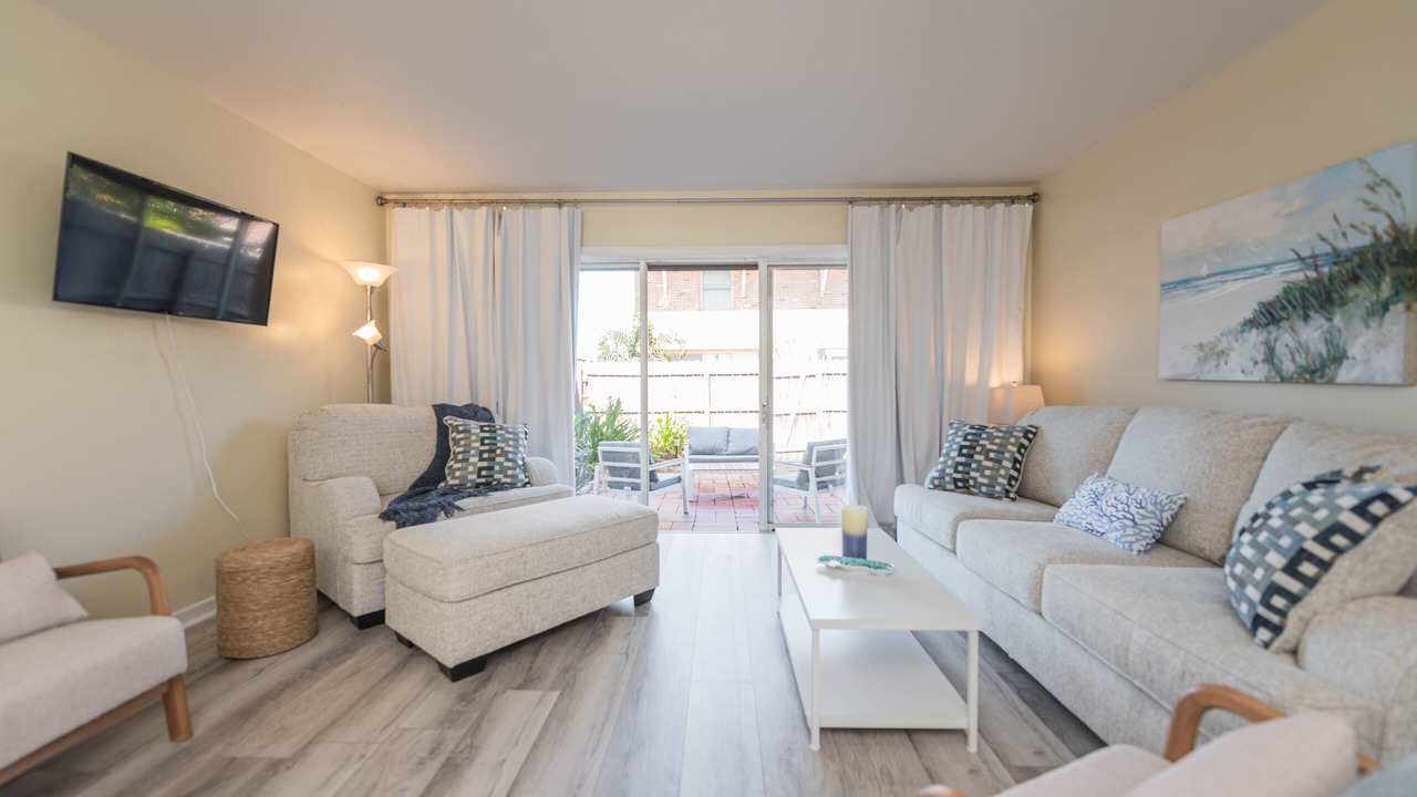 Photo of Livingroom in Indian Harbour Beach
