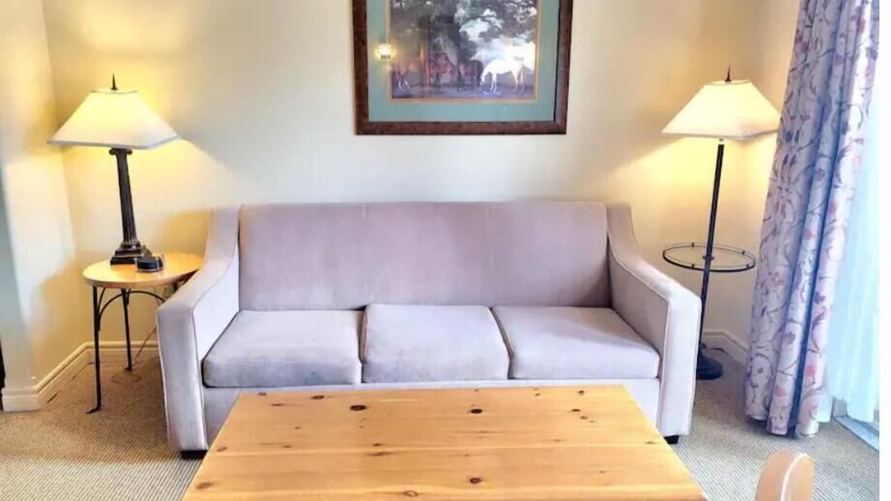 Photo of Livingroom in Oro-Medonte