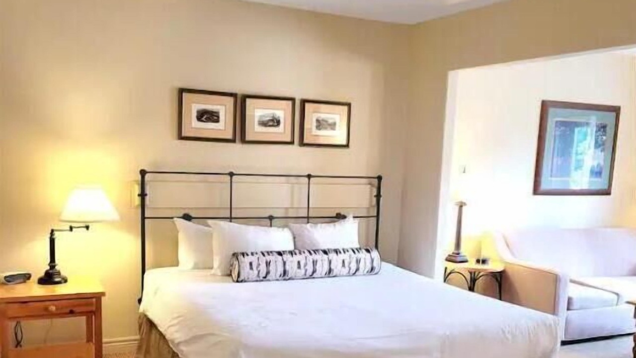 Photo of Bedroom in Oro-Medonte