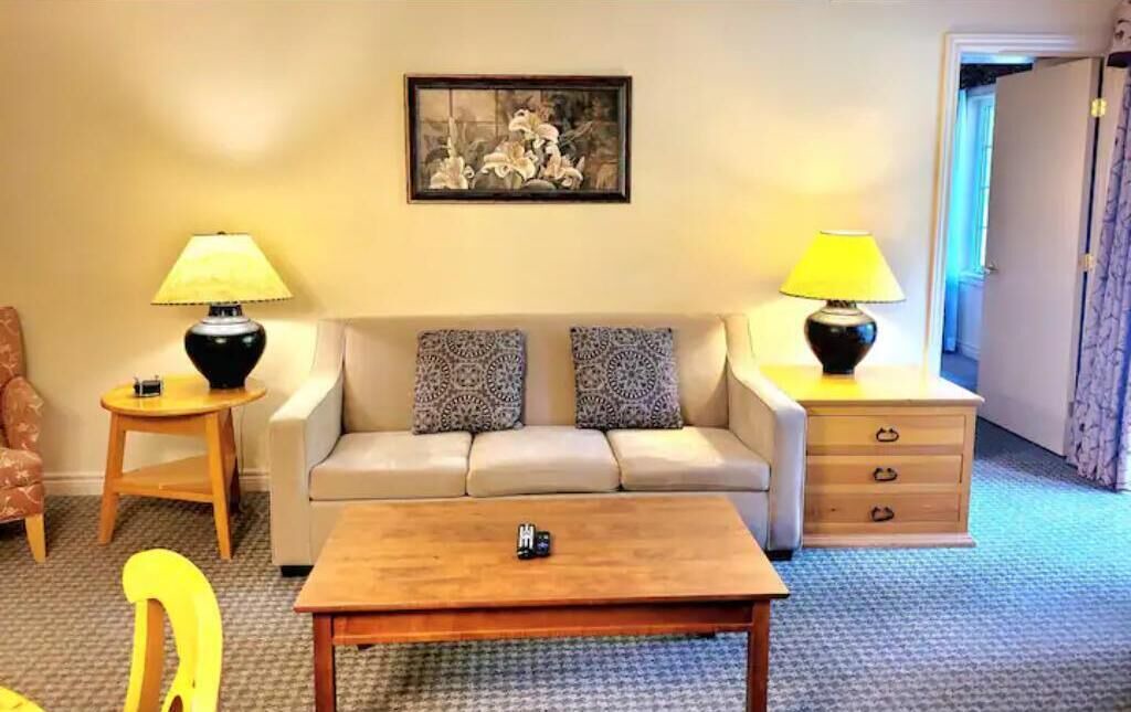 Photo of Livingroom in Oro-Medonte