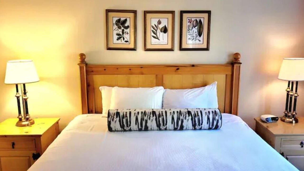 Photo of Bedroom in Oro-Medonte