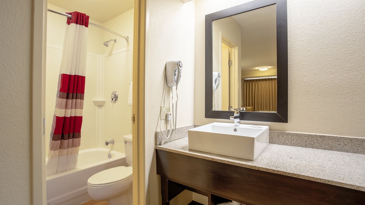 Photo of Bathroom in South Hills