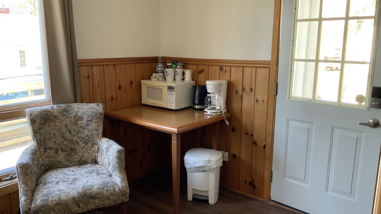 Photo of Kitchen in Lake of Bays