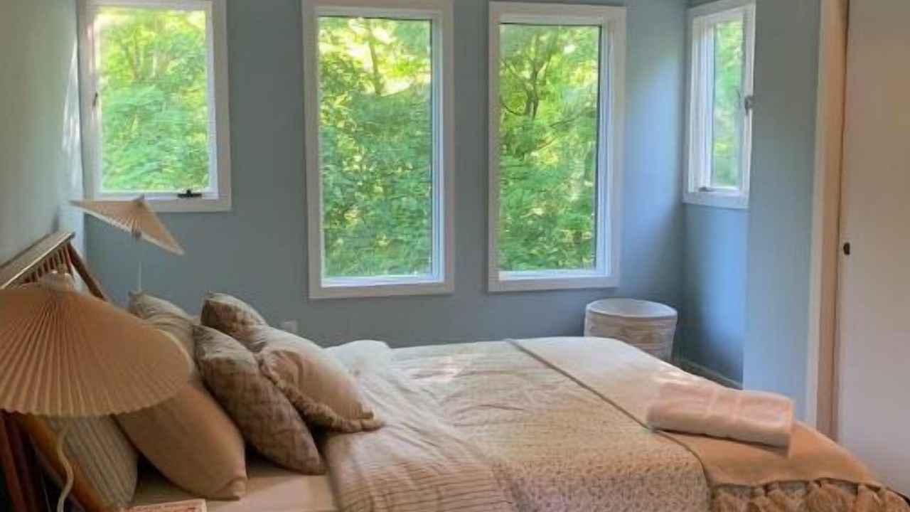 Photo of Bedroom in Clinton Corners
