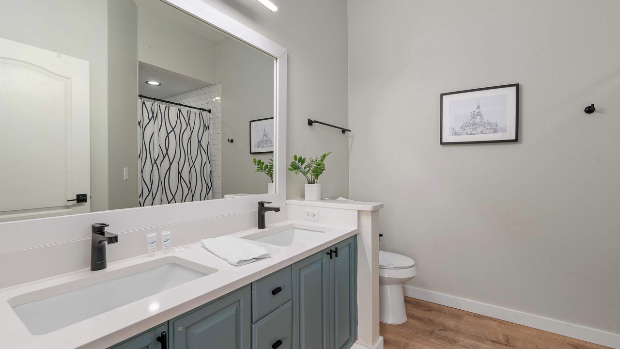 Photo of Bathroom in Lake Davenport Estates