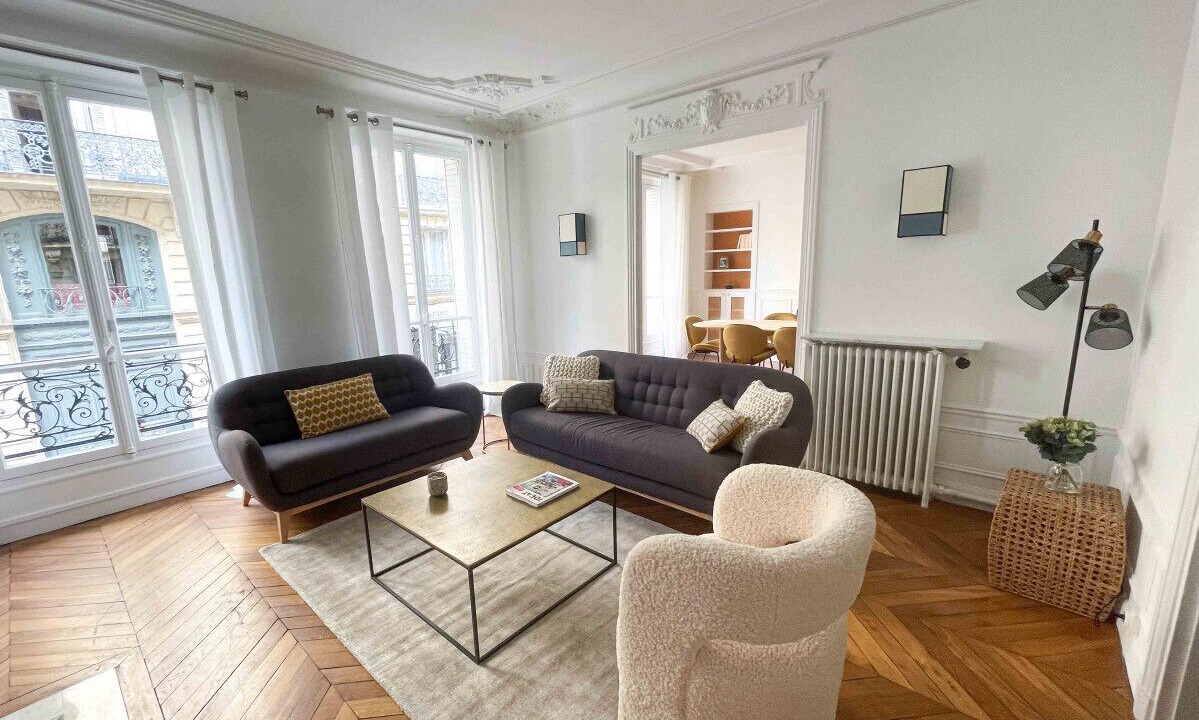 Photo of Livingroom in 17th Arrondissement