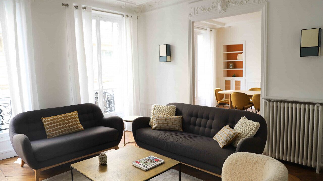 Photo of Livingroom in 17th Arrondissement