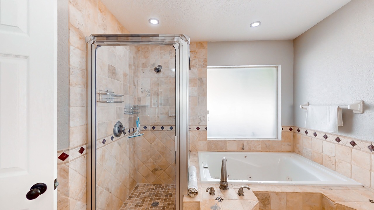 Photo of Bathroom in Bridgewater Crossing