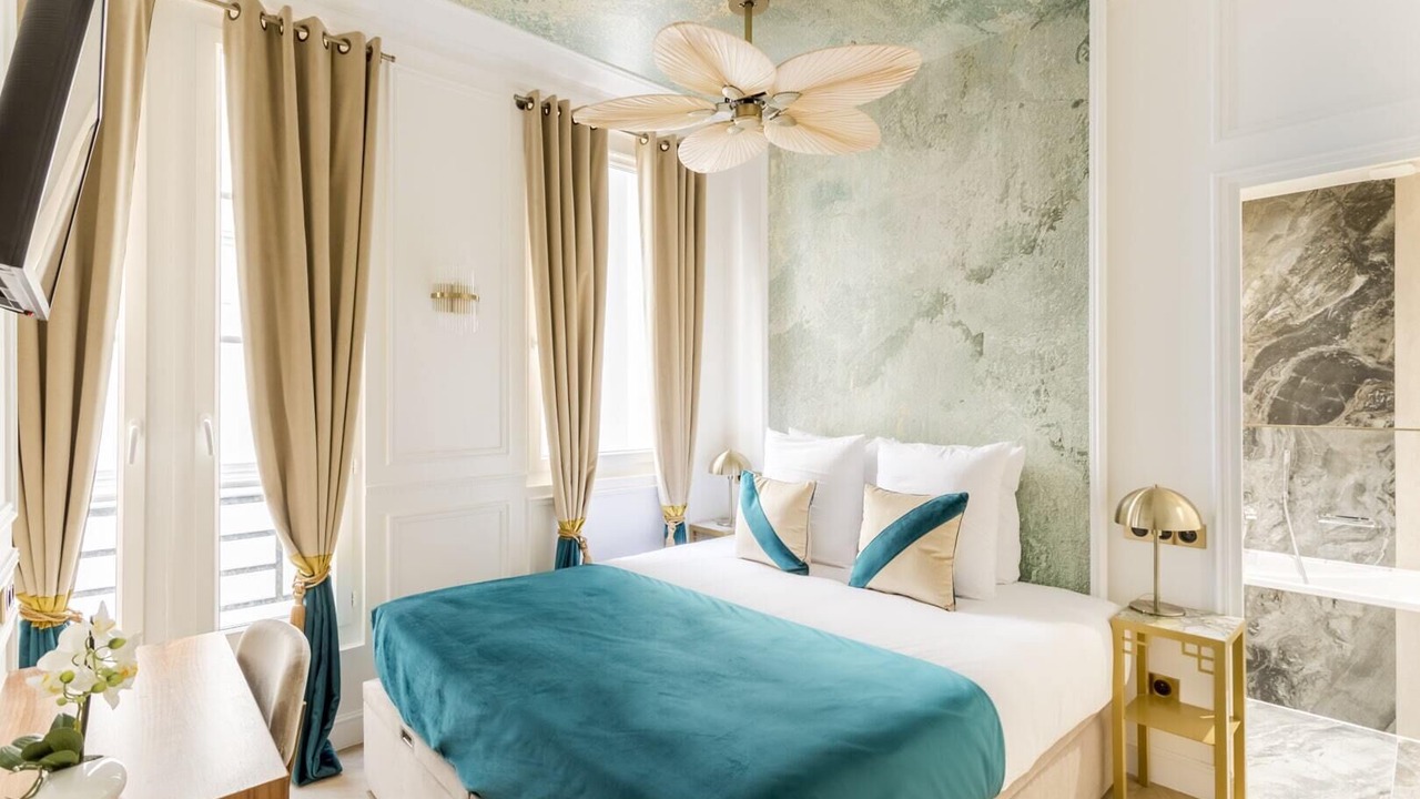 Photo of Bedroom in Chaussee-d'Antin