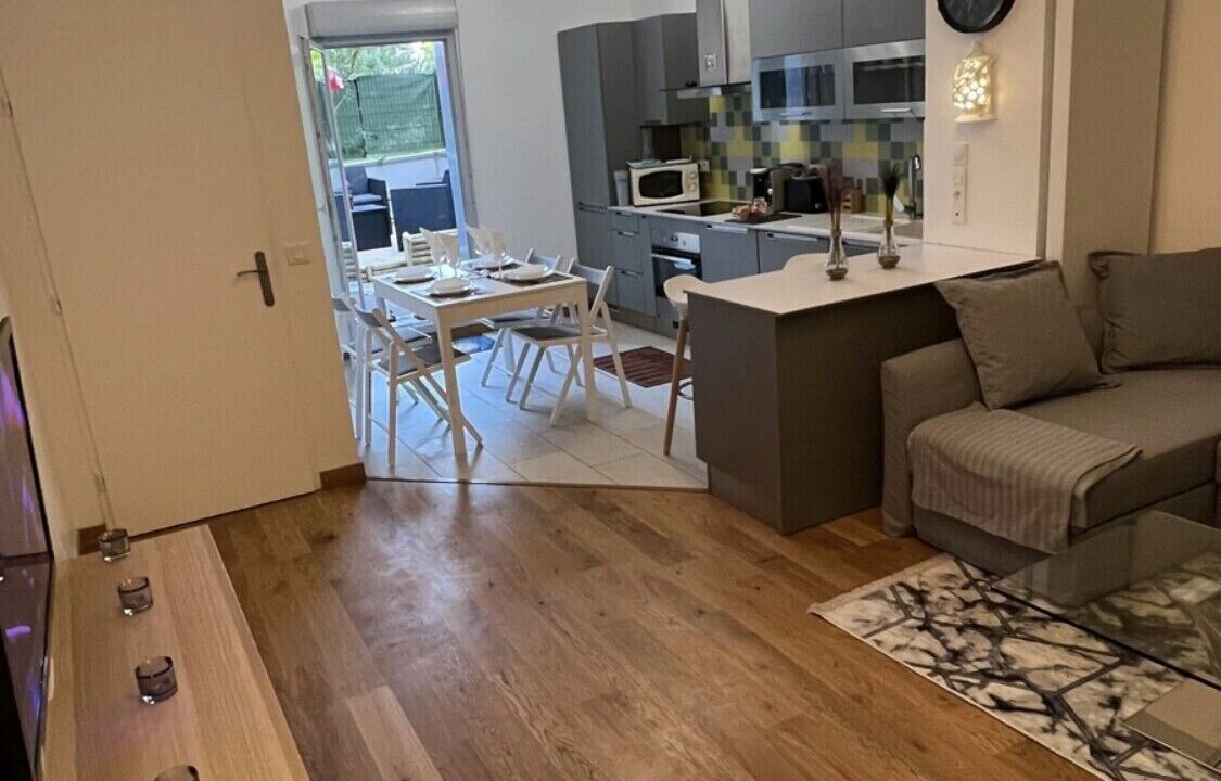 Photo of Livingroom in Epinay-sur-Seine