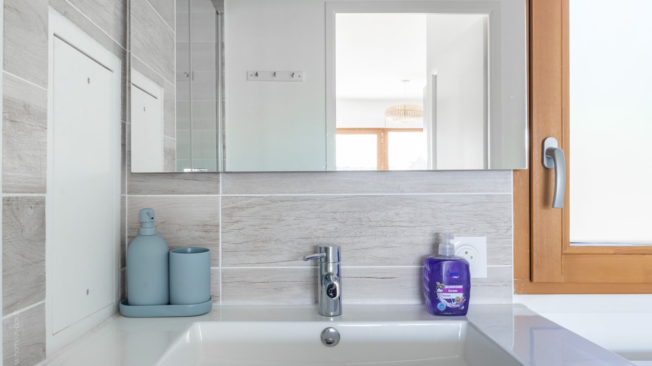 Photo of Bathroom in Magny-le-Hongre