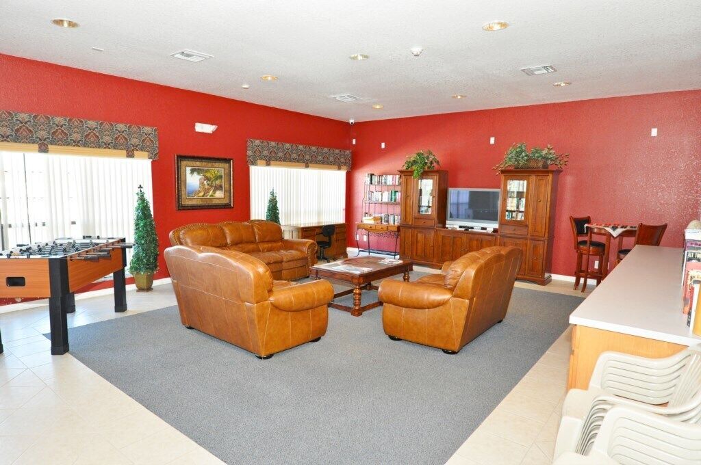 Photo of Livingroom in Four Corners
