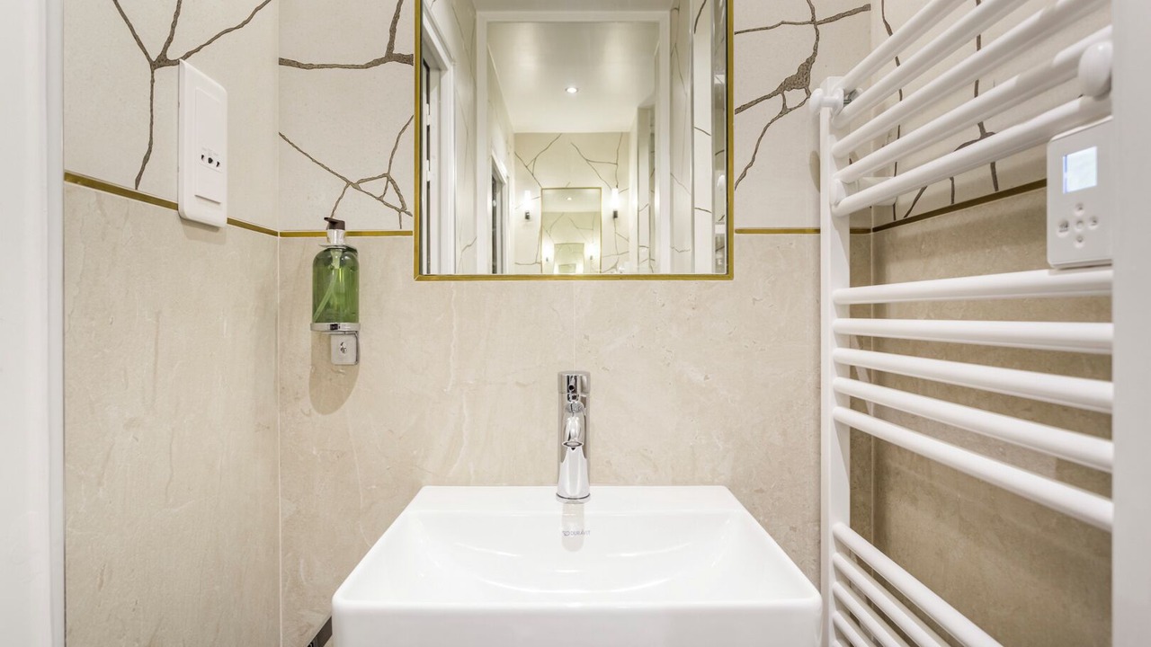 Photo of Bathroom in Quartier Sainte-Avoye