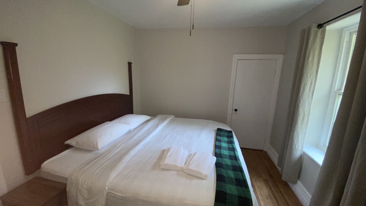 Photo of Bedroom in Milton
