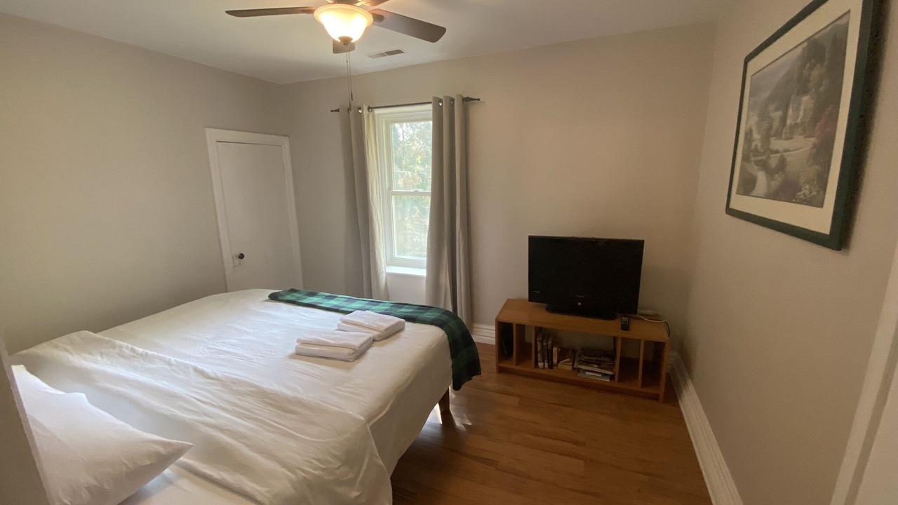 Photo of Bedroom in Milton