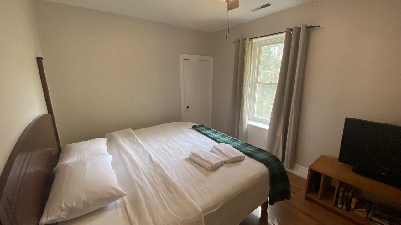 Photo of Bedroom in Milton