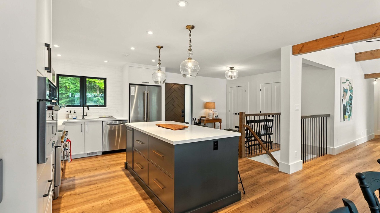 Photo of Kitchen in Baysville