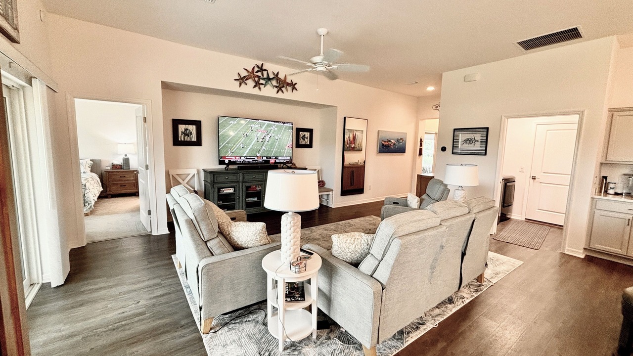 Photo of Livingroom in Okahumpka