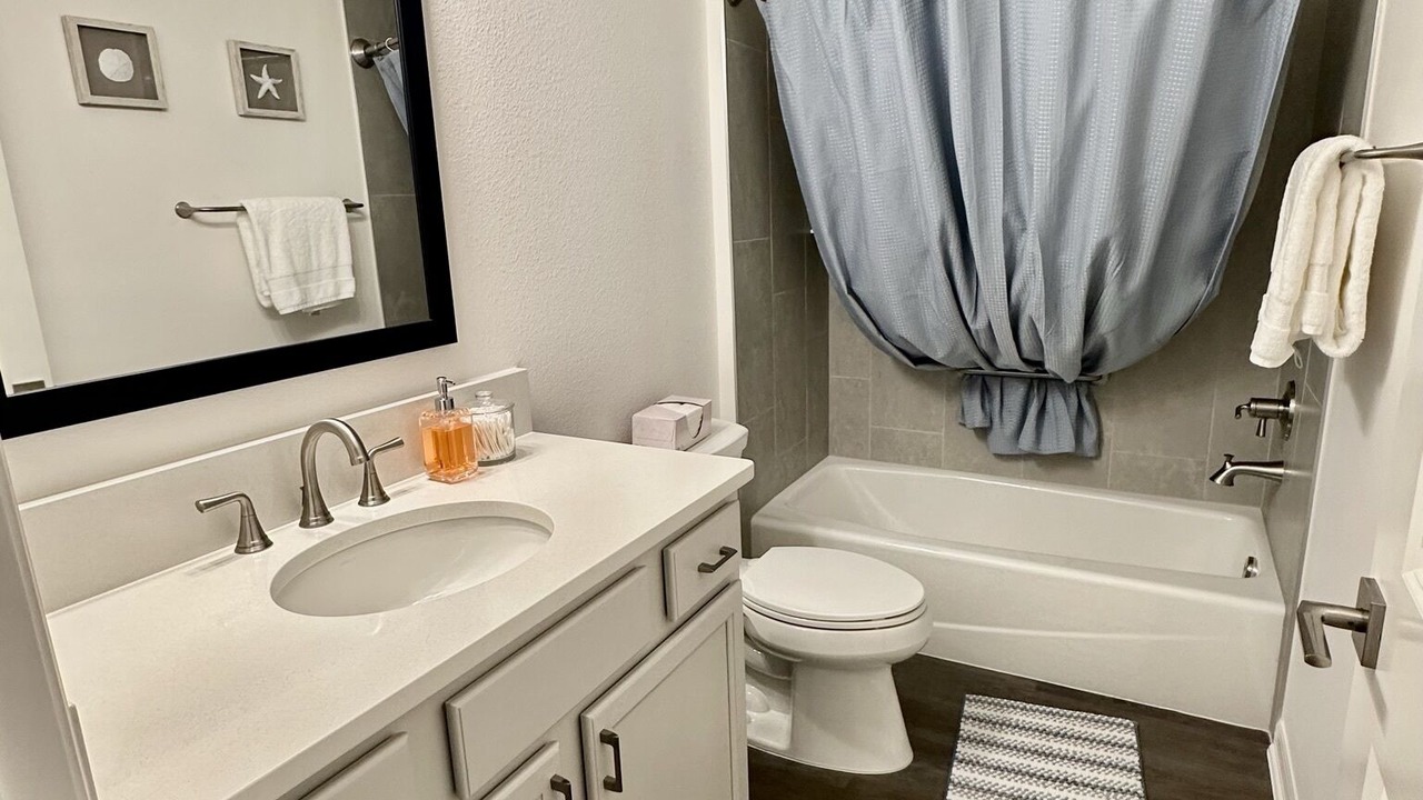 Photo of Bathroom in Okahumpka