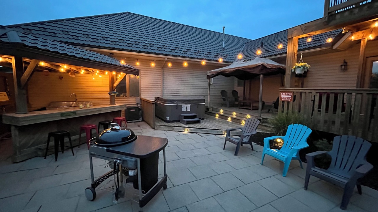 Photo of Patio Balcony in Thames Centre