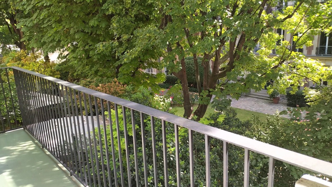 Photo of Patio Balcony in Val-de-Grace