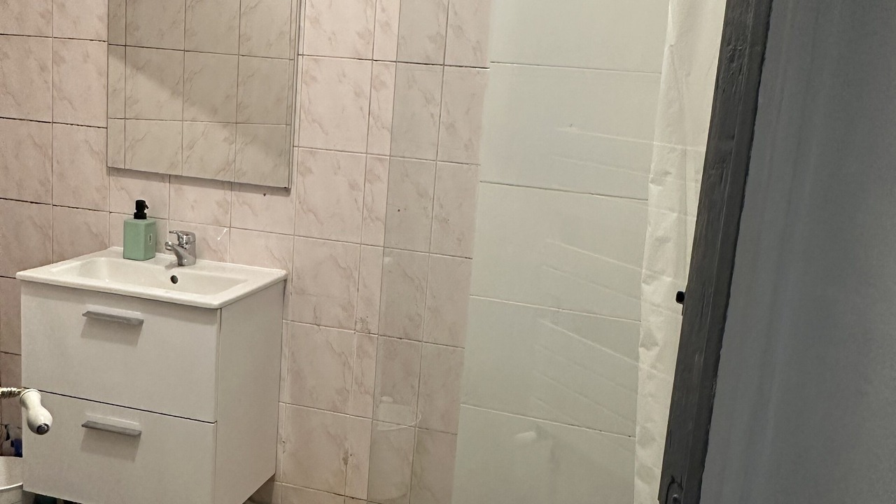 Photo of Bathroom in Aubervilliers