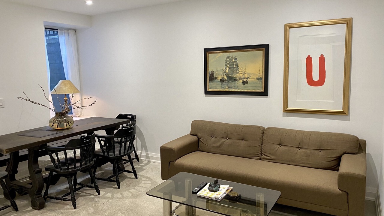 Photo of Livingroom in Parkdale