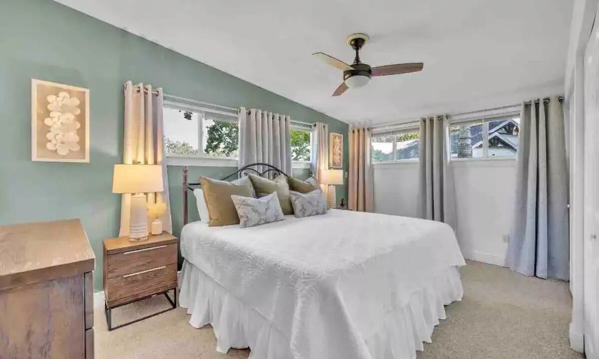 Photo of Bedroom in Forest City