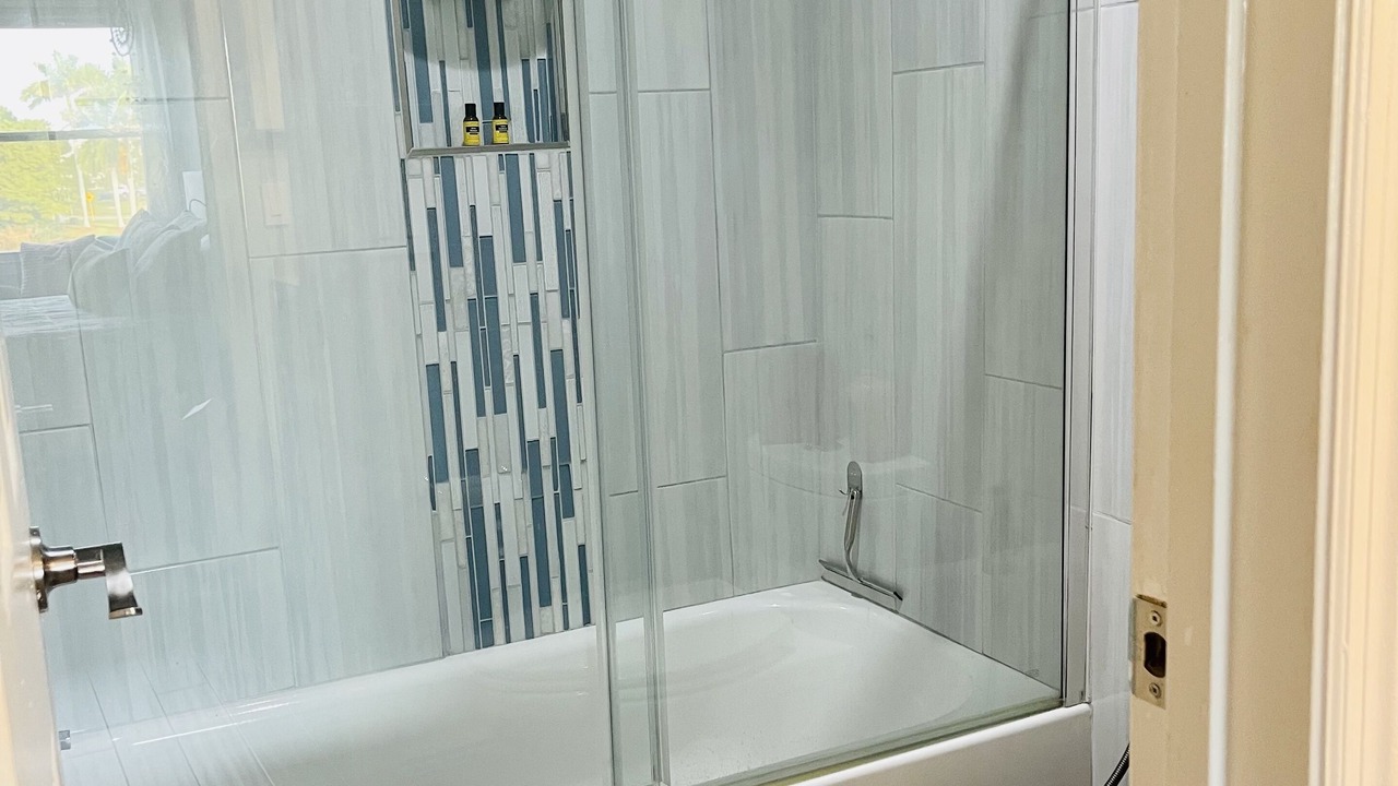 Photo of Bathroom in Feather Sound