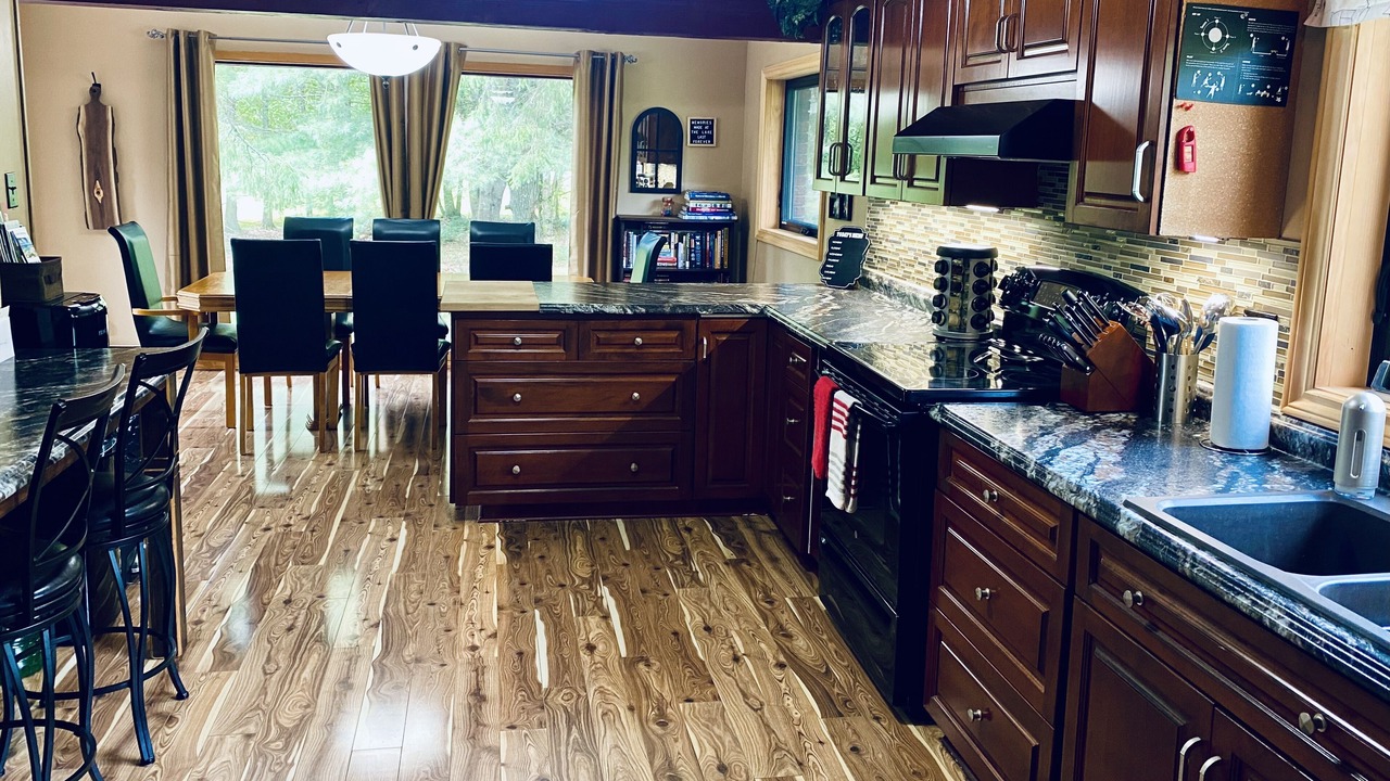 Photo of Kitchen in McKellar