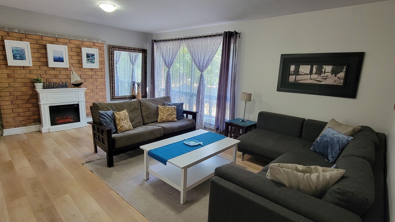 Photo of Livingroom in Wymbolwood Beach