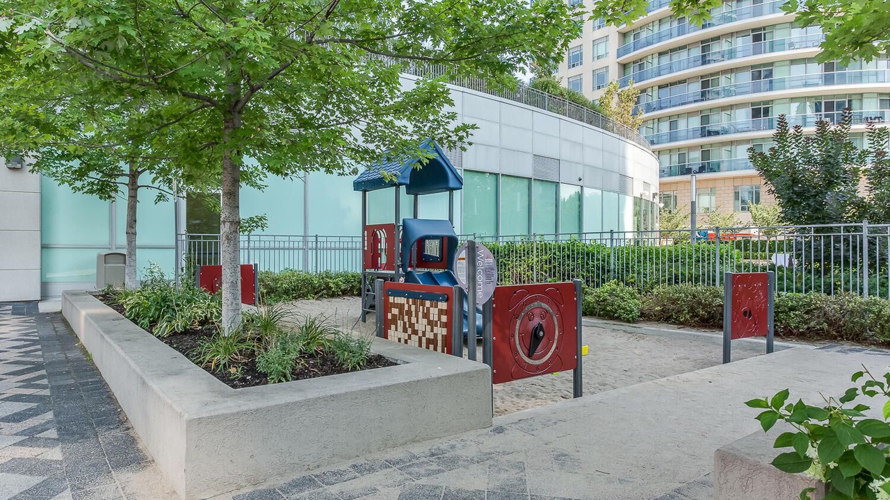 Photo of Outdoor in Downtown Mississauga