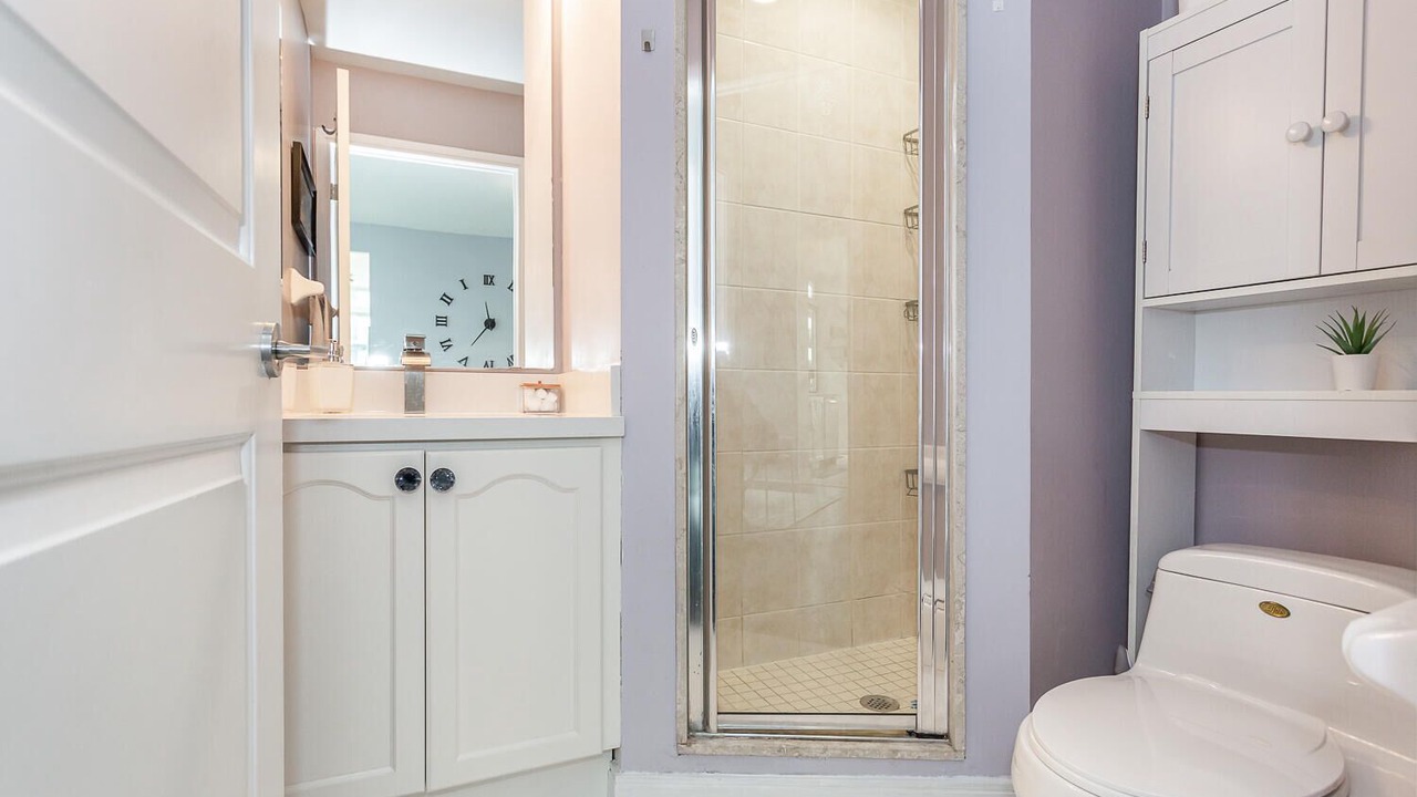 Photo of Bathroom in Downtown Mississauga