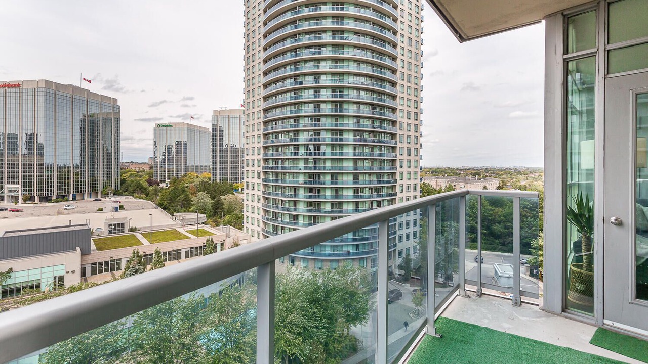 Photo of Outdoor in Downtown Mississauga