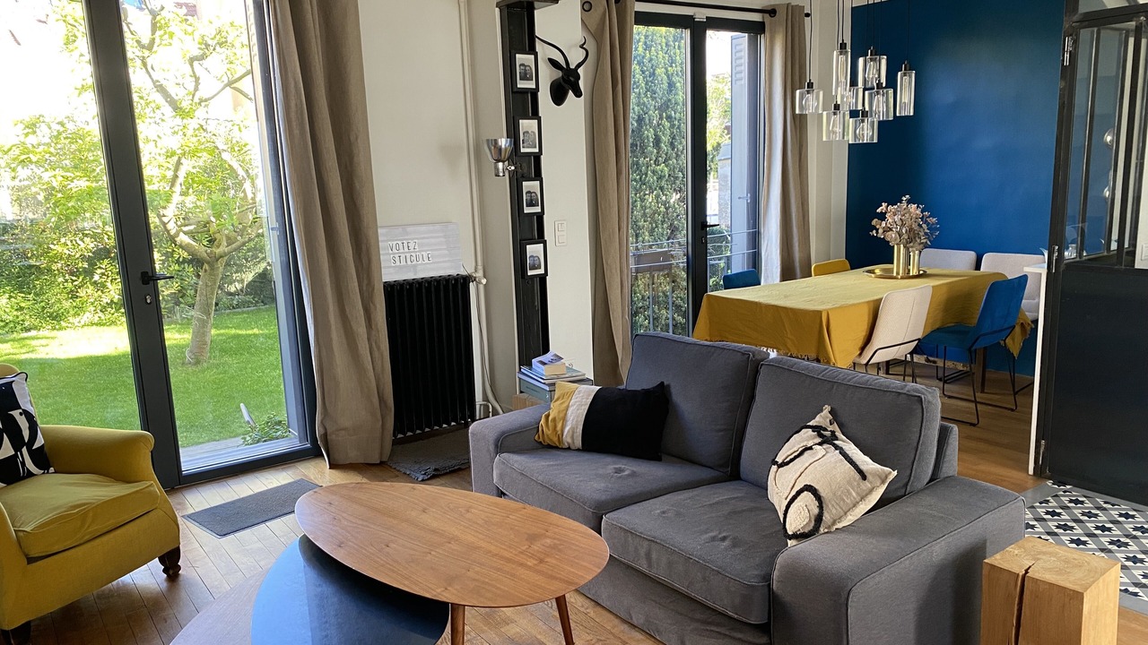Photo of Livingroom in Suresnes
