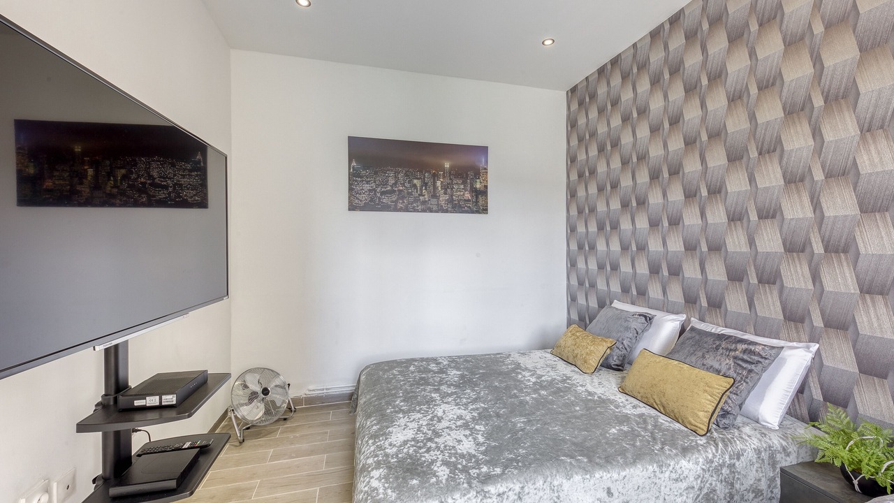 Photo of Bedroom in Alfortville