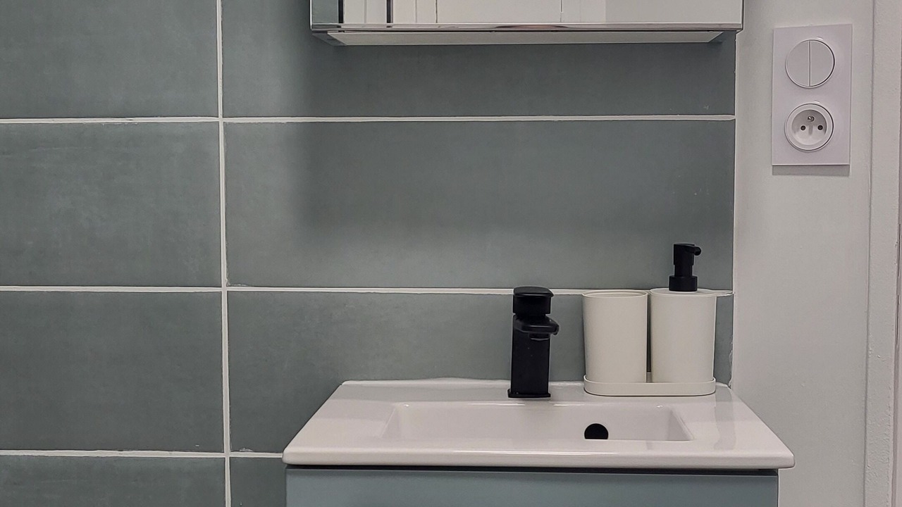 Photo of Bathroom in Quartier de la Chapelle