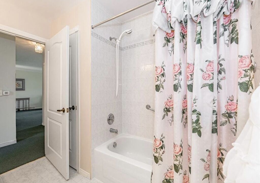 Photo of Bathroom in Guelph
