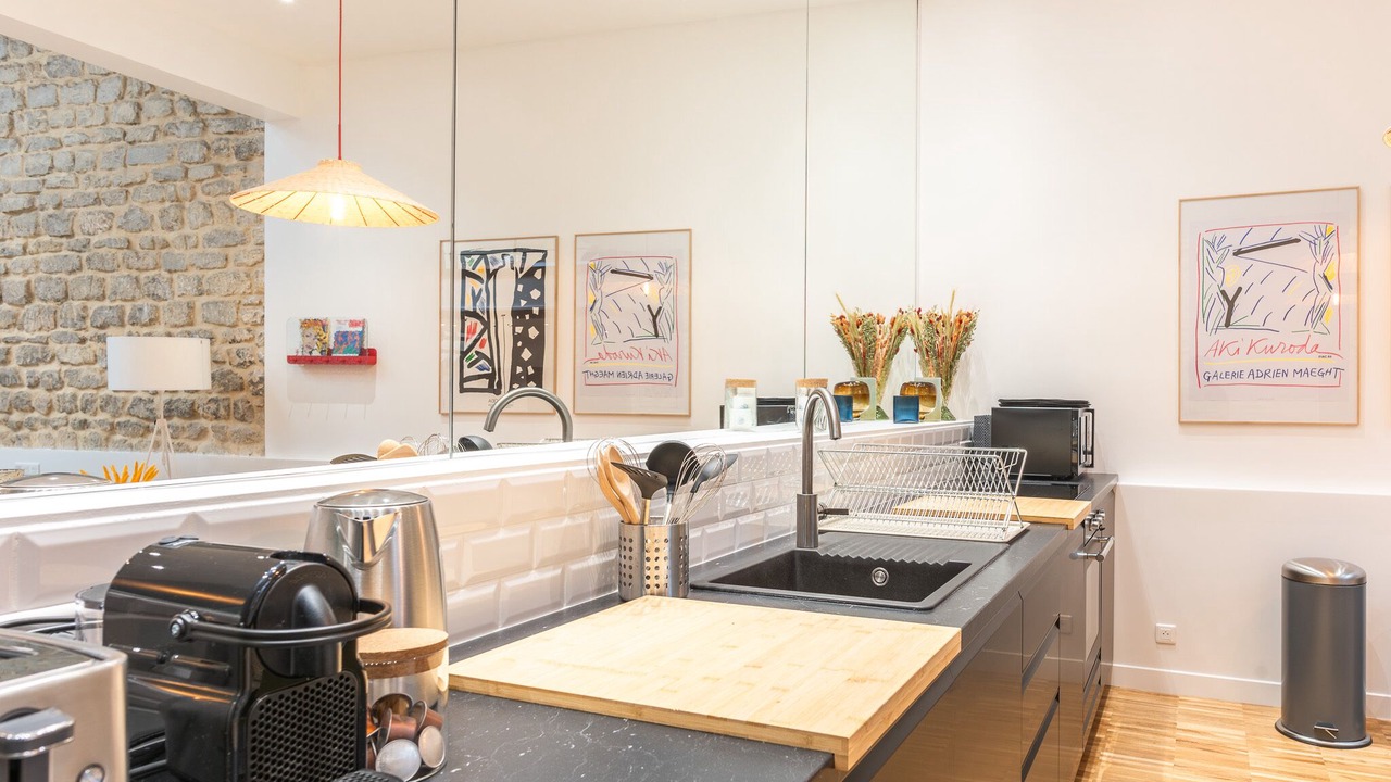 Photo of Kitchen in Quartier des Grandes-Carrieres