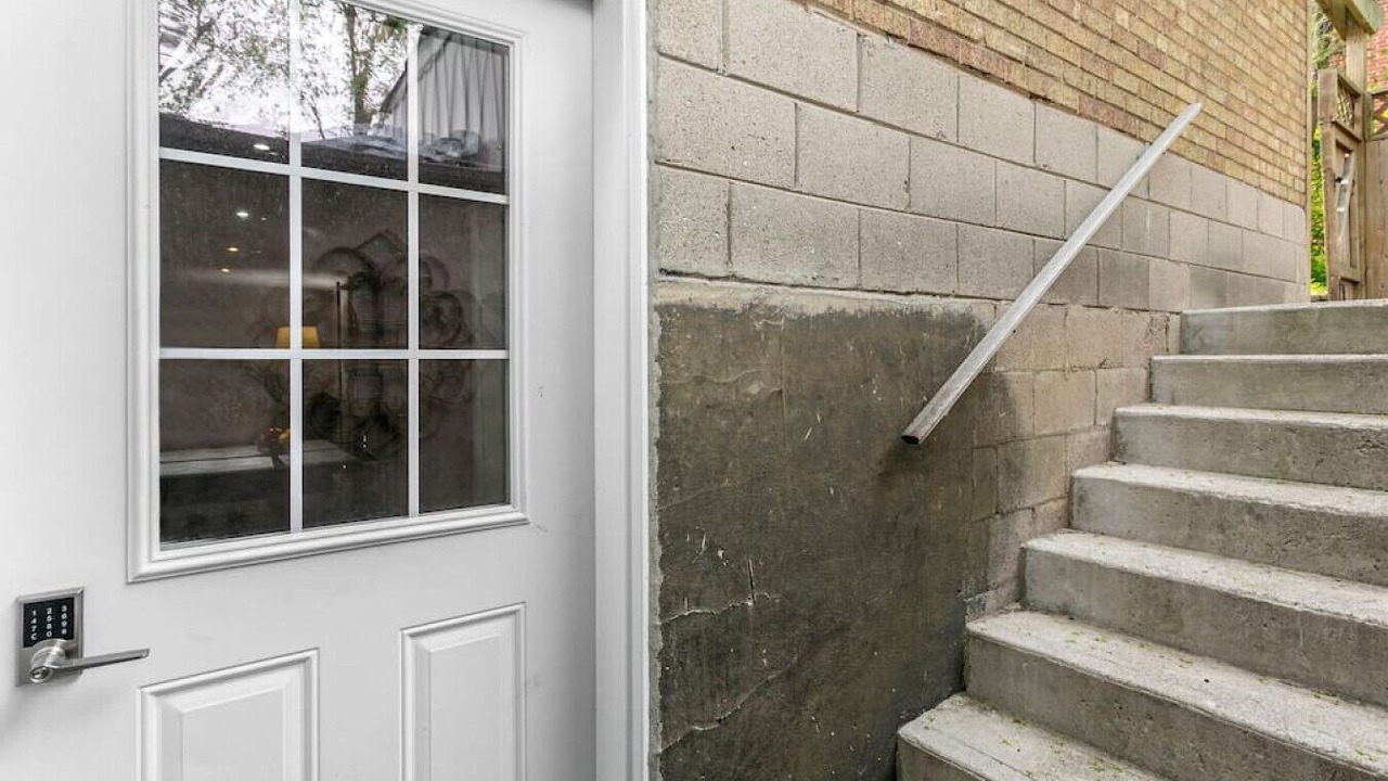 Photo of Outdoor in Lakeview