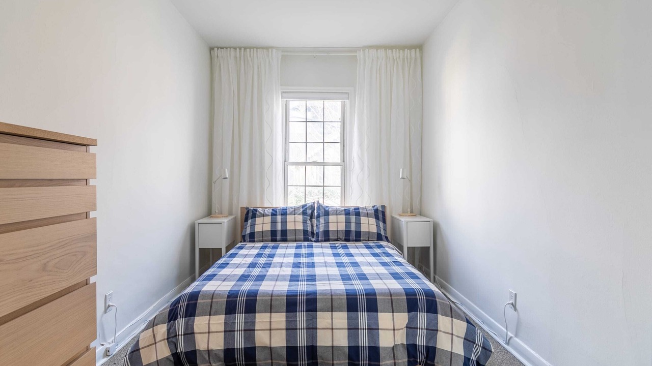 Photo of Bedroom in Yorkville