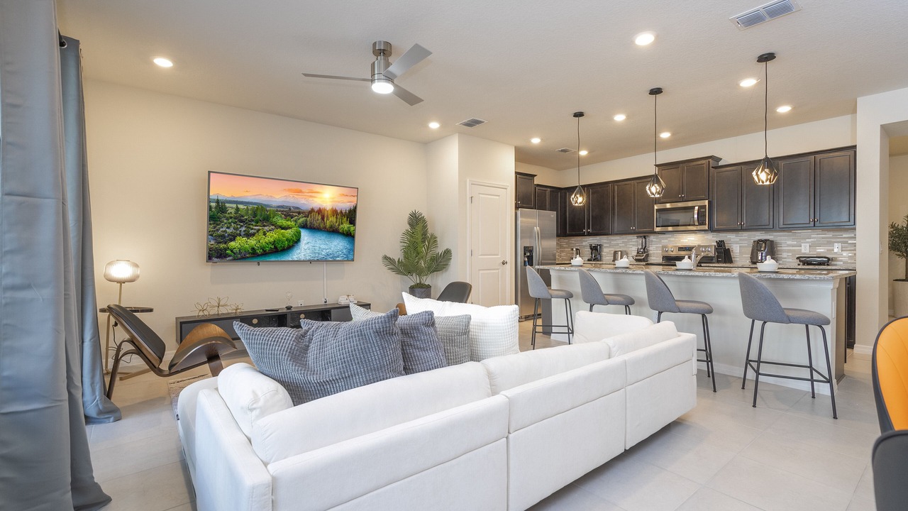 Photo of Livingroom in Tuscan Hills