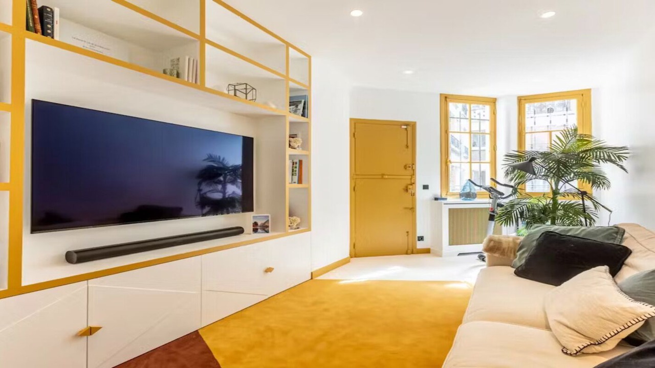 Photo of Livingroom in Faubourg Saint-Germain
