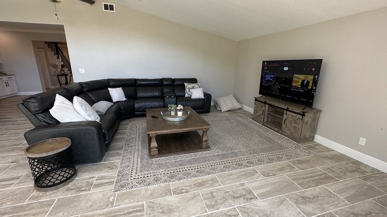 Photo of Livingroom in Lake Magdalene