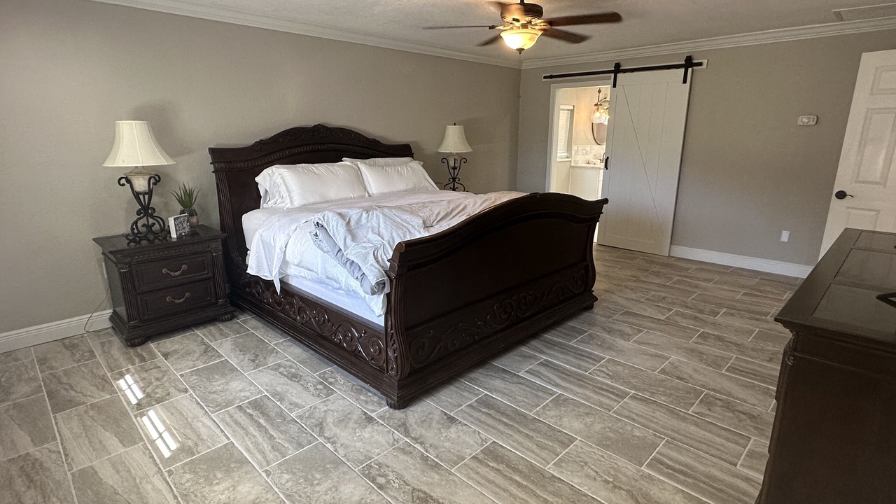 Photo of Bedroom in Lake Magdalene