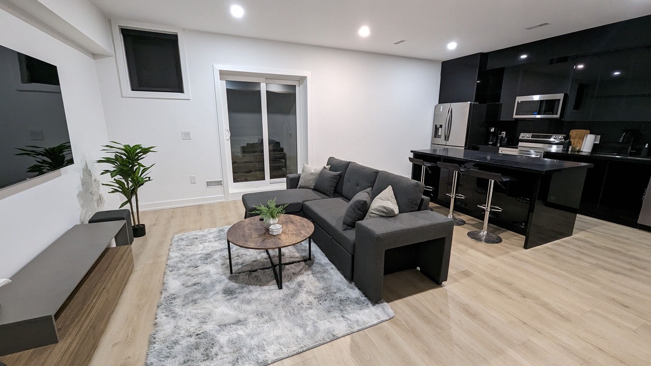 Photo of Livingroom in Mimico