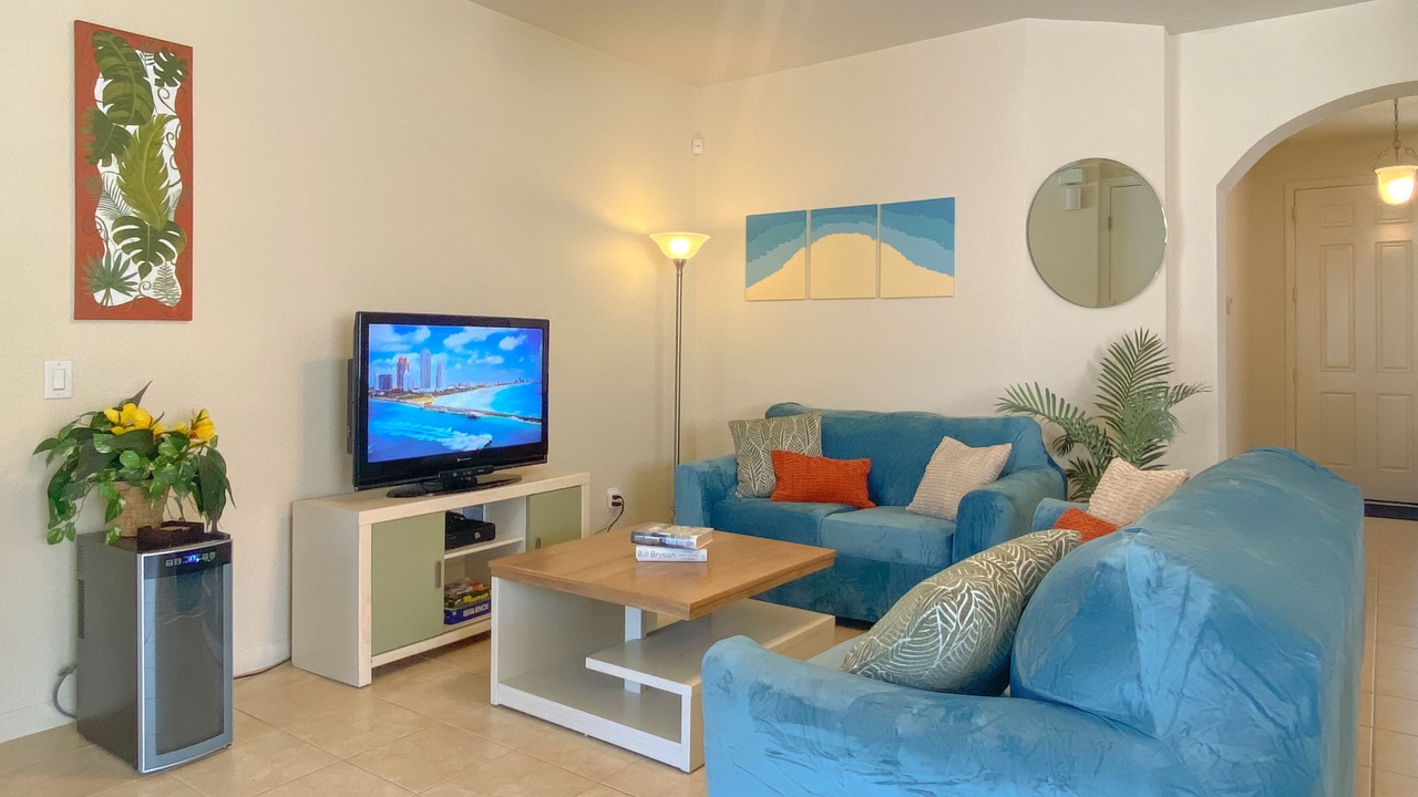 Photo of Livingroom in Trafalgar Village
