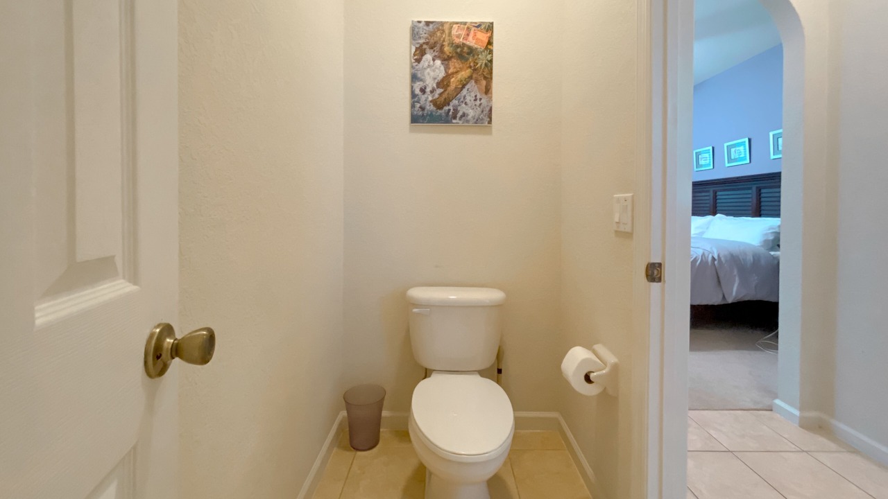 Photo of Bathroom in Trafalgar Village
