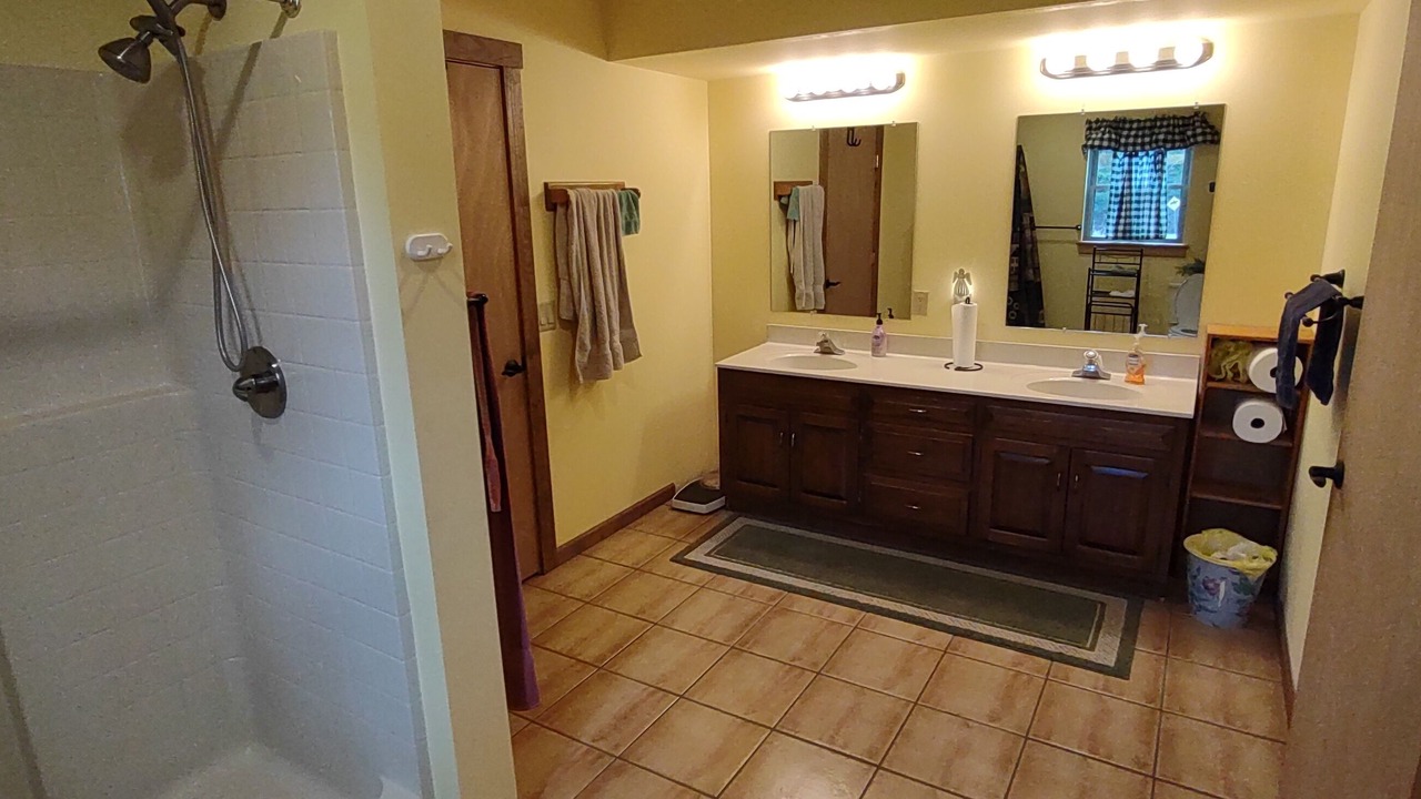 Photo of Bathroom in Wellsboro