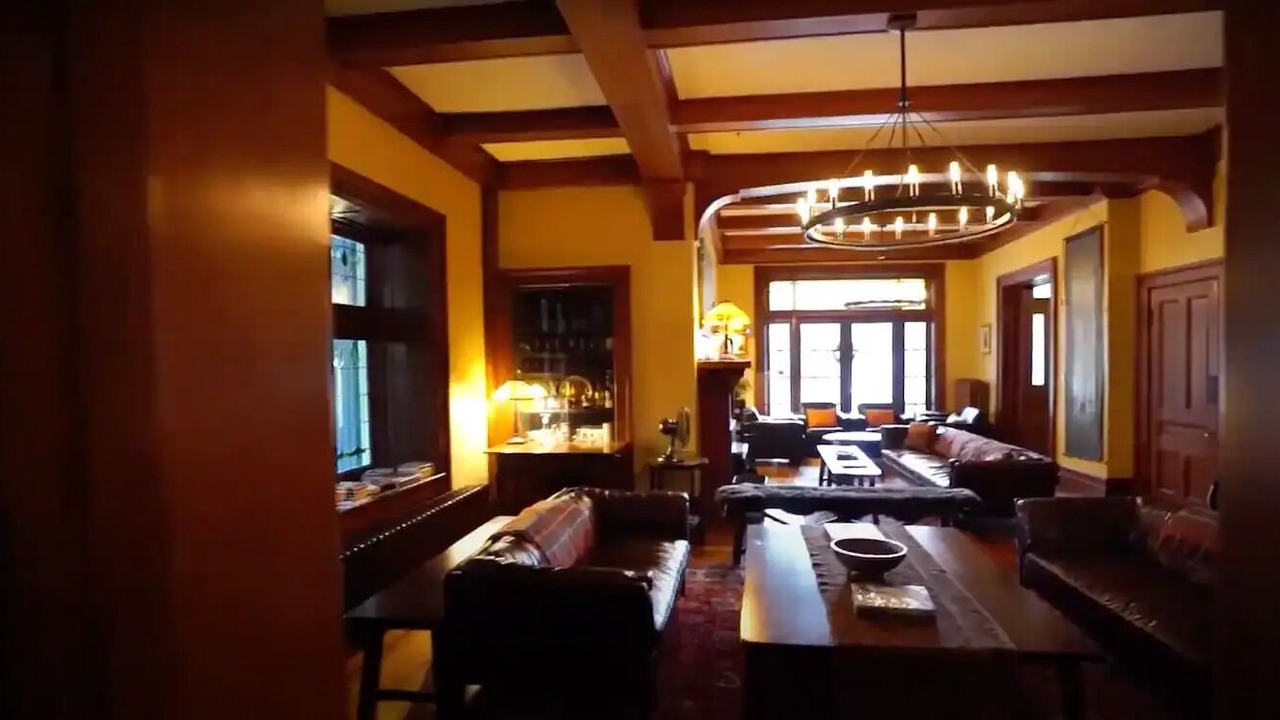 Photo of Livingroom in Owen Sound